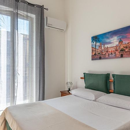 I Mori-Holiday Apartment Palermo Kültér fotó