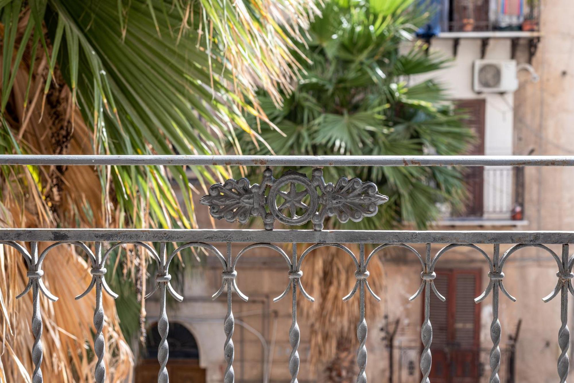 I Mori-Holiday Apartment Palermo Kültér fotó
